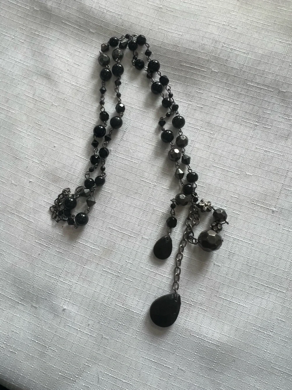 Black Teardrop Bead Necklace - Women Jewelry 15 inch - Picture 2 of 2